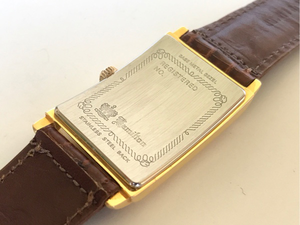 ハミルトン カーベックスケース スモールセコンド付き クォーツ 腕時計