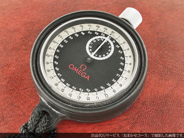 オメガ OMEGA ストップウォッチ 15分積算計 白と黒のツートンカラーの文字盤 手巻き