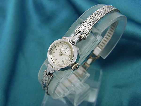 BULOVA◆腕時計/アナログ/-/WHT/GLD