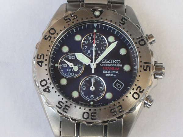 セイコー ダイバー クロノグラフ チタン SCUBA 200M 7T92-0BD0 SBDQ003