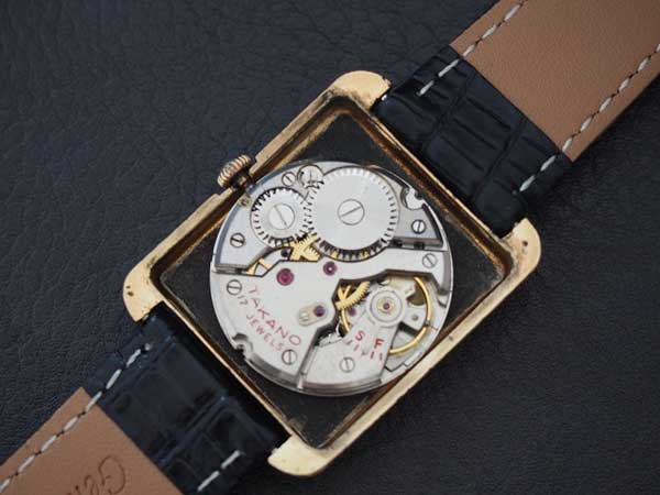 タカノ プレジション スーパー 角型 金色ケース 17石 新品ベルト付 幻の腕時計