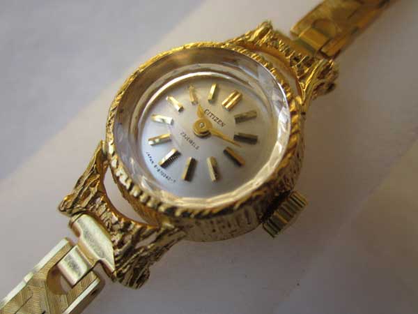 Destray 婦人腕時計 手巻き K18 0.750裏面にK180750 - 時計
