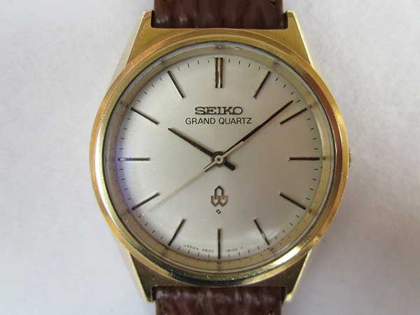 アナログSEIKO GRAND QUARTZ CAP GOLD 4840-8110