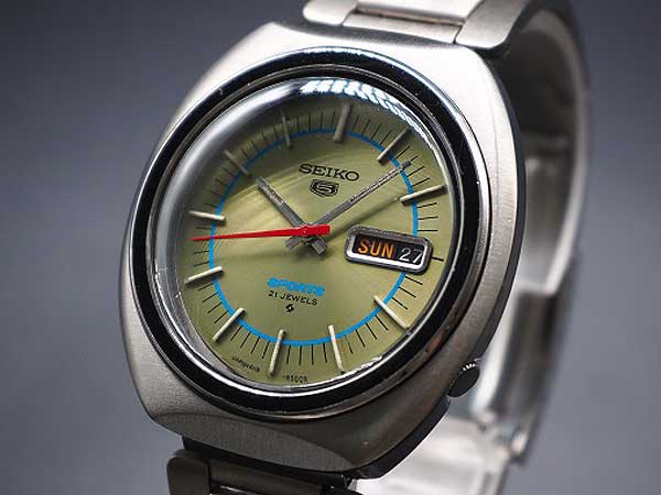 セイコー Seiko ファイブ スポーツ 21石 ライムグリーン 70年代 新品ステンレ