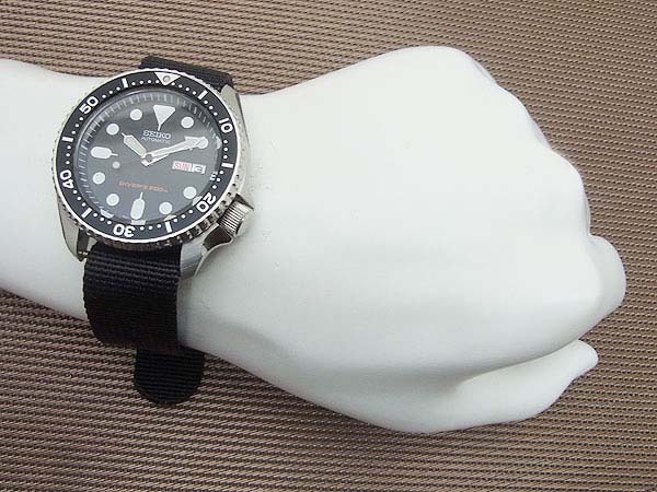 SEIKO - 【OH済】SEIKO ブラックボーイ 7s26-0020 SKX007 完動品の+ ...