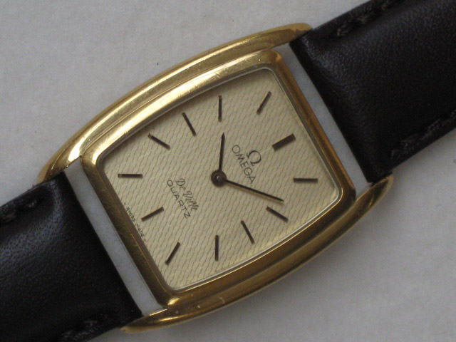 omega de ville quartz 1365