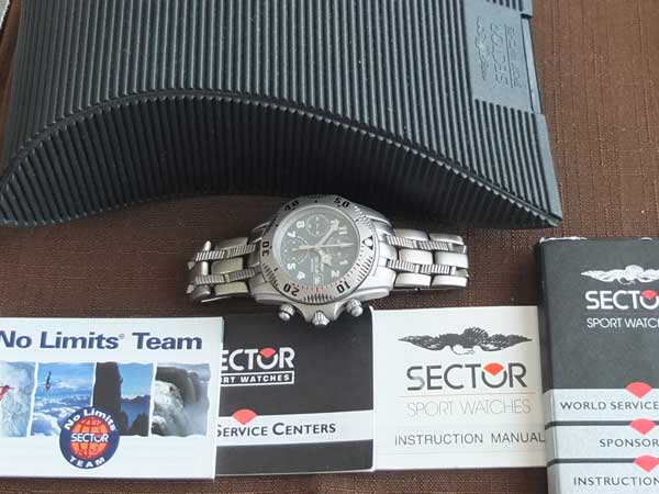 SECTOR 950 クロノグラフ オートマチック チタン腕時計(アナログ 
