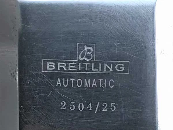 ブライトリング 角型 曜日、日付カレンダー付き 自動巻き 大変貴重な2504台限定品(2504/25)