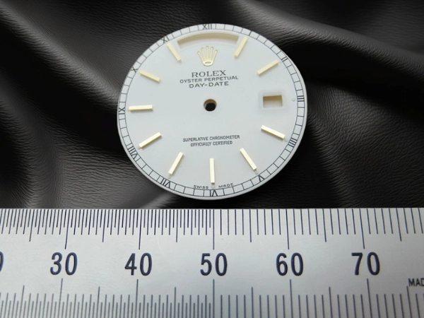 ロレックス デイデイト Ref.18238 ホワイトダイヤル バーインデックス ROLEX OYSTER PERPETUAL Day-Date [代行おまかせコース]