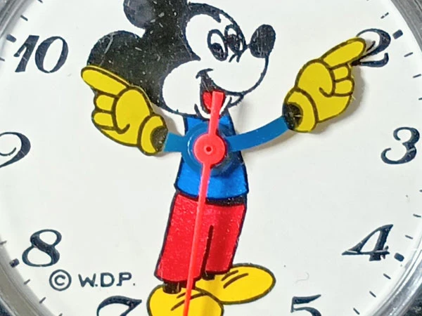 ミッキーマウス 美品 SWISS製 ミッキーマウス 赤秒針 手巻き 1970年代