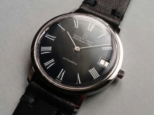 ユニバーサル・ジュネーブ White Shadow Date 黒文字盤 ローマンインデックス ラウンド 1970's 自動巻き 希少 美品 UNIVERSAL GENEVE