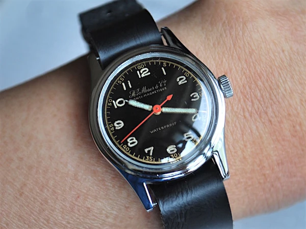 H.モーザー (H.Moser & Cie) WW2 ミリタリー ブラックミラーダイヤル good condition レア 美品