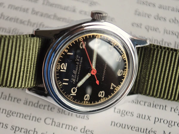 H.モーザー (H.Moser & Cie) WW2 ミリタリー ブラックミラーダイヤル good condition レア 美品