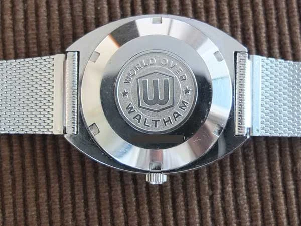 ウォルサム ニューポート WALTHAM Newport Cラインケース オートマチック 25石 美品