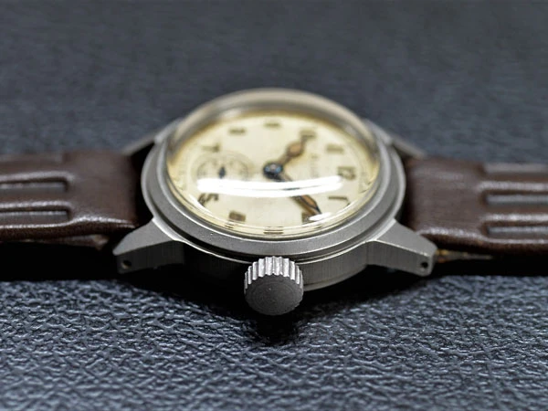 BULOVA ブローバ 1950's TYPE U.S. 1917-H Cal.10BM搭載 アイボリー スモール