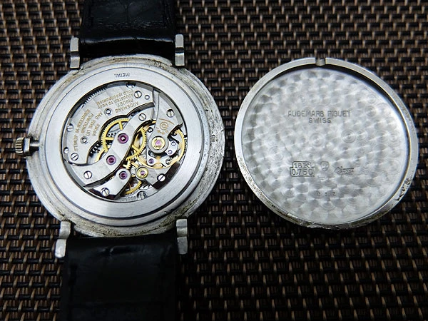 オーデマ・ピゲ 18Kホワイトゴールド 金無垢 超薄型 Cal.2001/1A 手巻き AUDEMARS PIGUET 18KWG [代行おまかせコース]