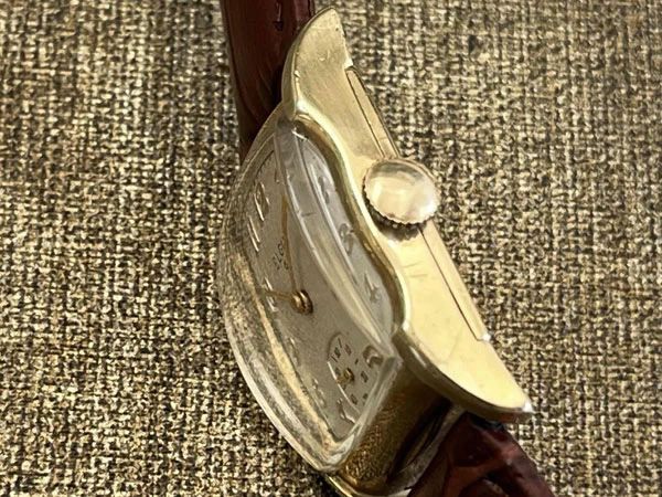 エルジン ELGIN USA製 14K GOLDFIELD 角型 Cal.683 トノーケース スモセコ レクタンギュラー