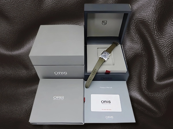 オリス レクタンギュラー デイト Ref.7783 Cal.Oris 561 SS シースルーバック グレーダイヤル ダークグリーンカーフストラップ仕様 オートマチック BOX・ギャラ付属 ORIS Rectangular AUTOMATIC [代行おまかせコース]