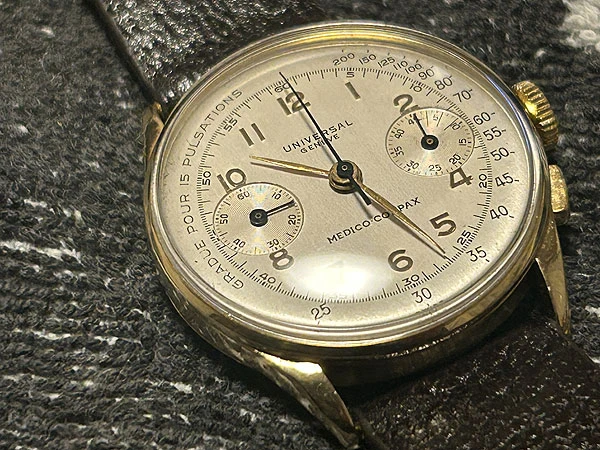 ユニバーサルジュネーブ メディココンパックス 金無垢18K イエローゴールド