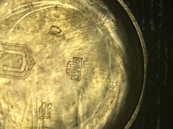 ユニバーサルジュネーブ メディココンパックス 金無垢18K イエローゴールド
