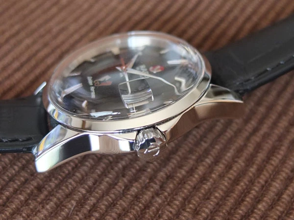 ラドー RADO ゴールデンホース Golden Horse 復刻版 黒文字盤 自動巻き オートマチック 革ベルト 美品