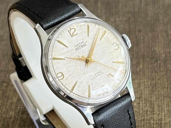 スミス アストラル SMITHS ASTRAL モザイク文字盤 英国ブリティッシュウォッチ MADE IN ENGLAND　