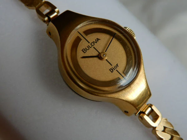 ブローバ  ディオール BULOVA Dior レディース 手巻き 17石 Wネーム 5BC