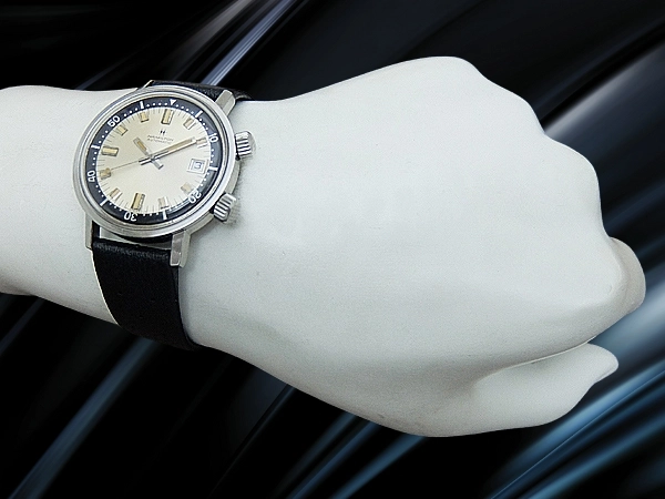 ハミルトン アクアデイト 600 Ref.64040-3 SS スーパーコンプレッサー エイジングダイヤル トロピックバンド装着 オートマチック HAMILTON AQUA DATE [代行おまかせコース]