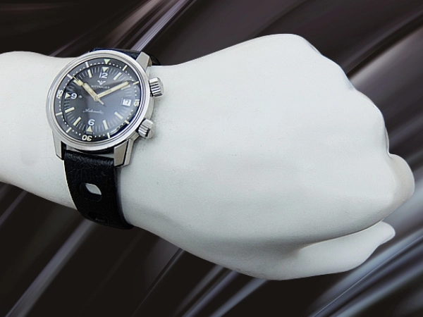 ウィットナー スーパーコンプレッサー Ref.8007 Cal.C11KAS SS ブラックダイヤル インナーベゼル トロピックバンド装着 オートマチック WITTNAUER Super Compressor [代行おまかせコース]