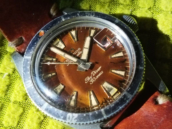 テクノス スカイダイバー technos skydiver