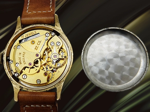 スミス デラックス 17石 GP/SS ブラックダイヤル センターセコンド 社外レザー 手巻き ヴィンテージボックス・品質証明書付属 SMITHS DELUXE MADE INENGLAND [代行おまかせコース]
