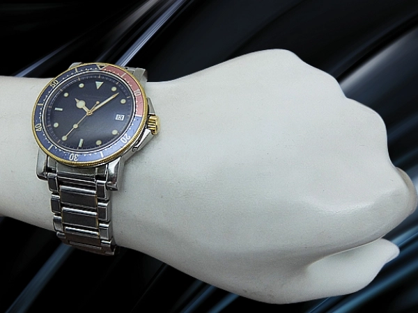 ジラールペルゴ  シーホーク デイト Ref.7300 21石 Cal.2200-216 SS バイカラーベゼル ネイビーダイヤル GPブレス装着 オートマチック BOX・冊子類付属 GIRARD-PERREGAUX Sea-Hawk [代行おまかせコース」