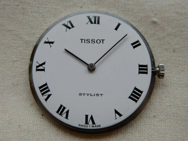 ティソ TISSOT Cal.2141 手巻き ホワイトローマンダイヤル 薄型 2針