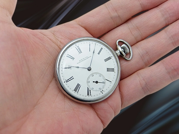ウォルサム ロイヤル 17石 Staybriteケース ポーセリンダイヤル 重量26g 銀製 T字バーチェーン 懐中時計 WALTHAM Royal [代行おまかせコース]