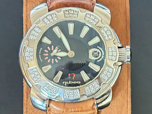 ヌベオ ジェリーフィッシュ ギャランティ付属