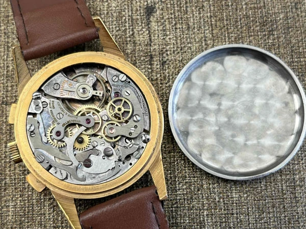 ボーム&メルシエ BAUME & MERCIER 2レジスター クロノグラフ ランデロン48搭載