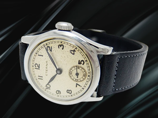エテルナ スモールセコンド ステイブライト クラムシェルケース パティナダイヤル 社外製レザーストラップ装着 ミリタリースタイル 手巻き ETERNA [代行おまかせコース]