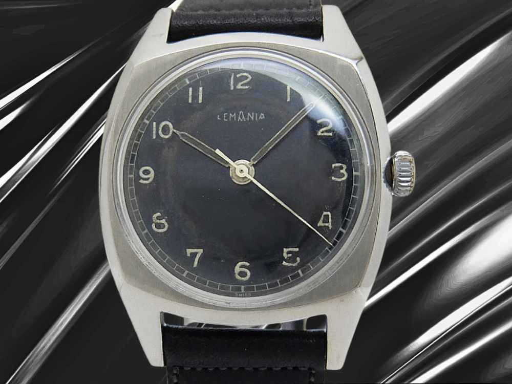 レマニア チェコスロバキア空軍 Ref.261 Cal.3050 SS 裏剣 ラージクッション ブラックダイヤル パイロット ミリタリーウォッチ 社外製レザー装着 手巻き LEMANIA Majetek Vojenské Správy [代行おまかせコース]