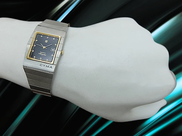 シーマ ネイビースター GP/SSコンビ ブラックダイヤル インテグレーテッドデザインブレス装着 スイス高級薄型 クオーツ CYMA Navystar [代行おまかせコース]