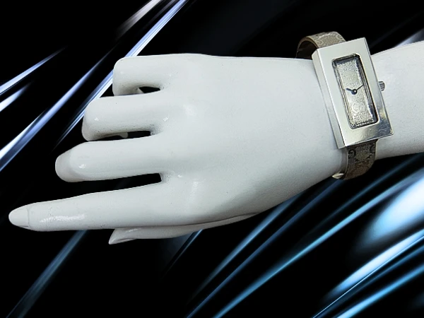 グッチ ヴィンテージ バングルウオッチ GGパターン SS レクタングル 手巻き 2025年OH済 時計店修理明細付属 GUCCI Vintage Bangle Watch [代行おまかせコース]