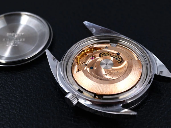 オールド テクノス TECHNOS スカイライト Sky-Light 自動巻き Cal.2522 メダリオン 純正メッシュブレス BOX ギャランティー付 良品