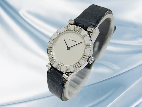 ティファニー アトラス Ref.L0640 スターリングシルバー SV925 グレーダイヤル ベルト装着 レディースモデル クォーツ BOX付属 TIFFANY&CO ATLAS [代行おまかせコース]