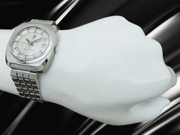 ラドー ライジングスター 25石 Ref.11894/1 Cal.2782 SS クッション 3面カットガラス シルバーダイヤル 多連ブレス装着 オートマチック 2026年OH済 時計店修理明細付属 RADO Rising Star [代行おまかせコース]