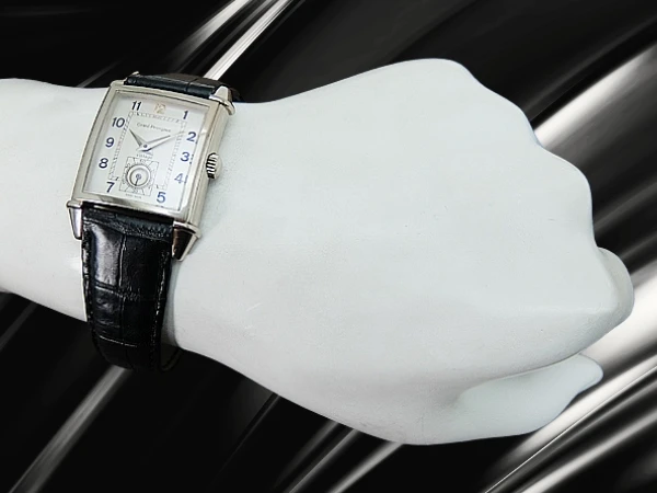 ジラールペルゴ ヴィンテージ1945 Ref.2595 総重量50g 18KWG ホワイトゴールド レクタンギュラー シルバーダイヤル 18KWG尾錠 社外レザー装着 手巻き GPウッドボックス付属 GIRARD-PERREGAUX Vintage1945 [代行おまかせコース]