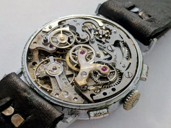 アンジェラス 2レジスター クロノグラフ