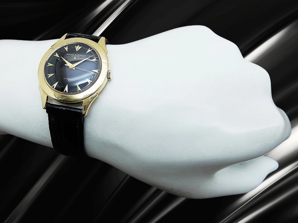 ボーム&メルシェ 14K 金無垢 Cal.Felsa 1560 ブラックリダンダイヤル 社外レザー装着 オートマチック ヴィンテージボックス付属 BAUME&MERCIER [代行おまかせコース]