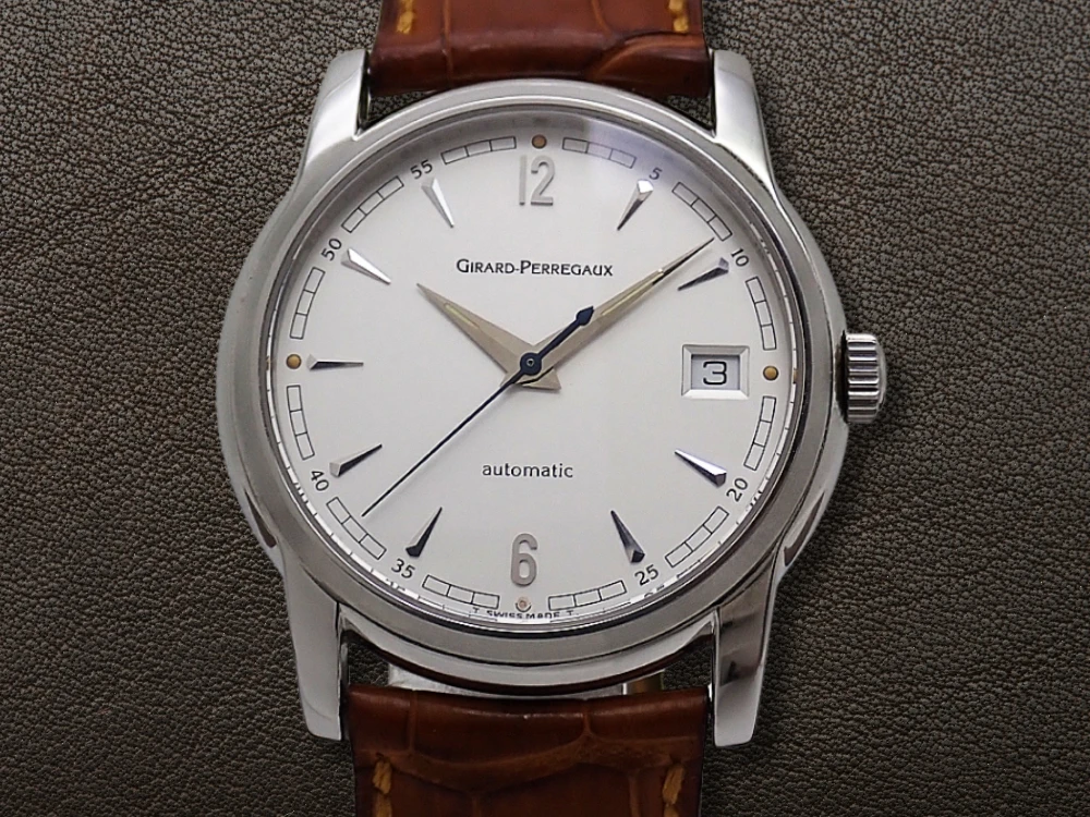 ジラールペルゴ クラシック Ref.9052 Cal.3100-578 SS シルバーダイヤル シースルーバック GP製尾錠 ベルト装着 オートマチック GIRARD-PERREGAUX [代行おまかせコース]