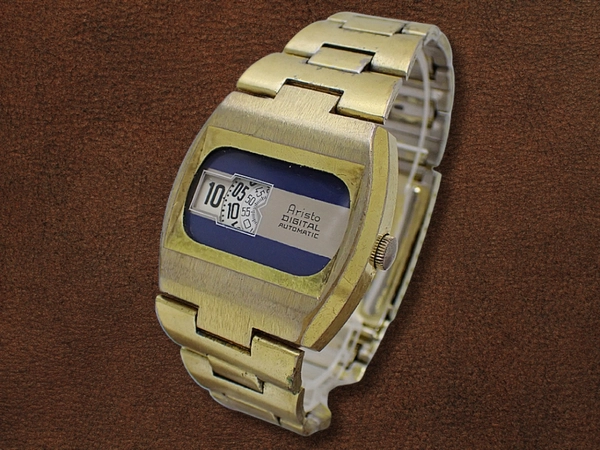 アリスト アナデジ ジャンピングアワー Cal.PUW 1560D 金メッキ/SS ディスク回転式ダイヤル ブレス装着 オートマチック Aristo Digital Automatic MADE IN GERMANY [代行おまかせコース]