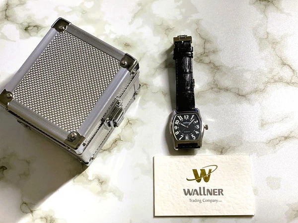 ウォルナー  WALLNER (EPOS 別注) 自動巻 トノーウォッチ (未使用保管品NOS)