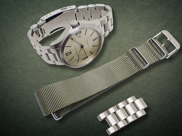 ハミルトン カーキ アビエーション Ref.H76650 SS シースルー シルバーダイヤル ブレス装着 オートマチック HAMILTON Khaki Aviation Auto [代行おまかせコース]